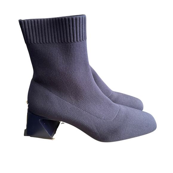 Vivaia Square-Toe Water-Repellent Heeled Boots (Regina Pro) Women 39/8 Navy - Picture 1 of 10
